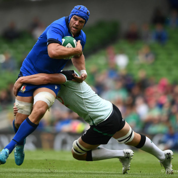 Rugby - L'Italia tiene un tempo poi cede con l'Irlanda