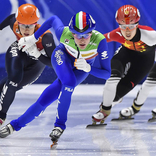 Short Track - A Dresda riparte la Coppa del Mondo